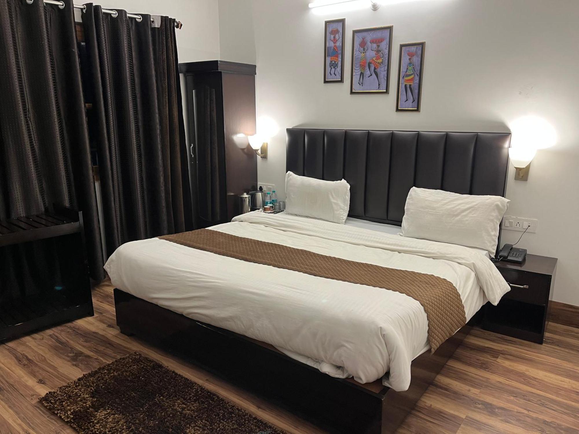 Cedar Woods Resort By Heyan Hotels Nainital Luaran gambar