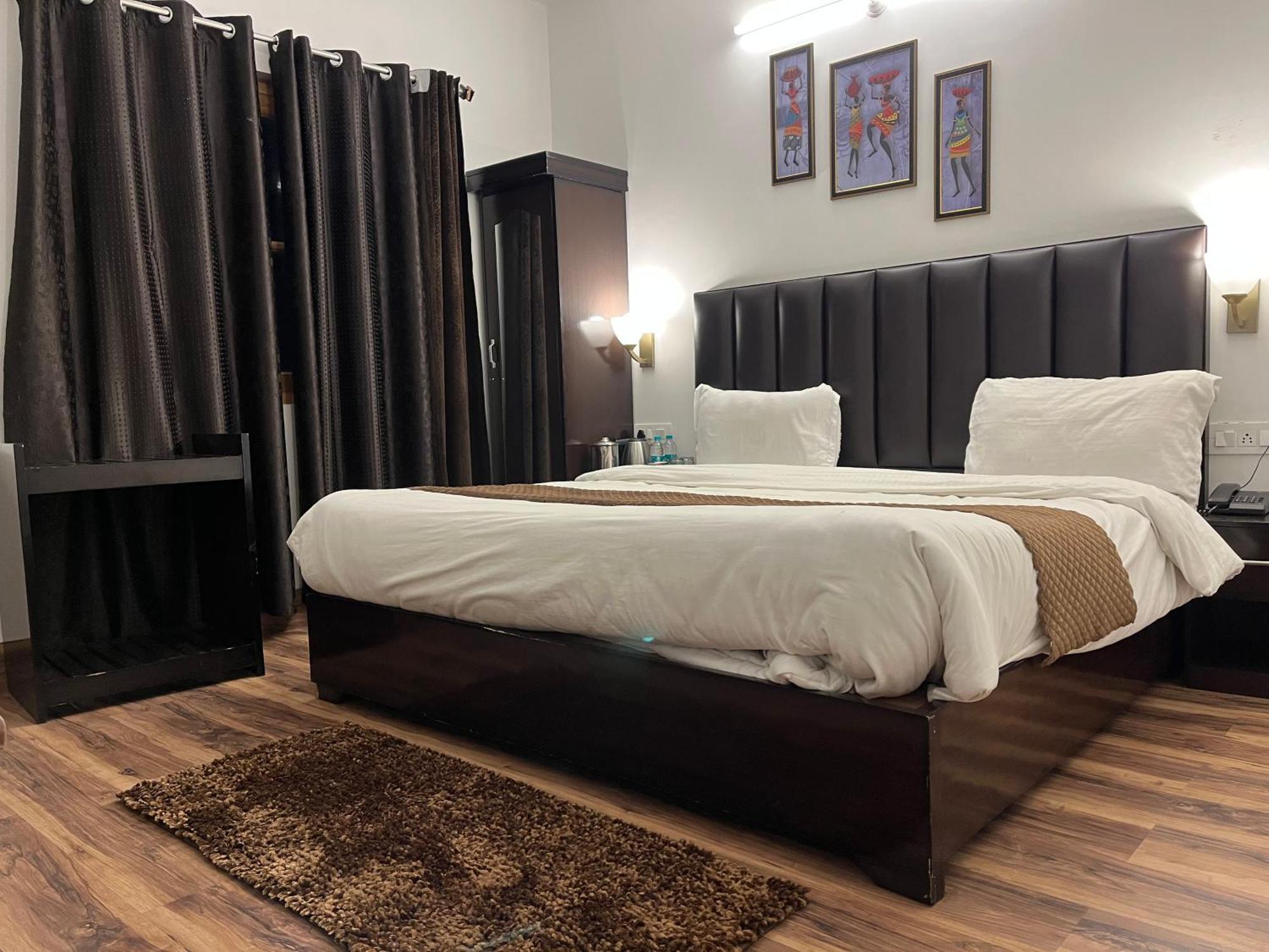 Cedar Woods Resort By Heyan Hotels Nainital Luaran gambar